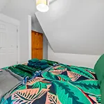 Harbour Luxury 3br House By Altoluxo Short Lets Serviced With Free Wifi & Parking בריסטול