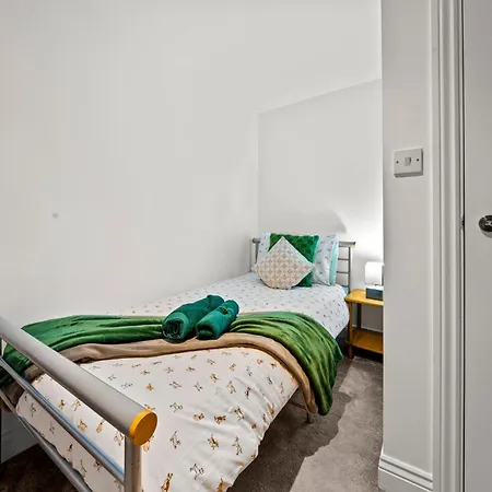 Harbour Luxury 3br House By Altoluxo Short Lets Serviced With Free Wifi & Parking Σπίτι διακοπών Μπρίστολ