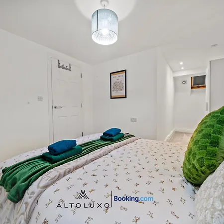 Harbour Luxury 3br House By Altoluxo Short Lets Serviced With Free Wifi & Parking Дом отдыха *