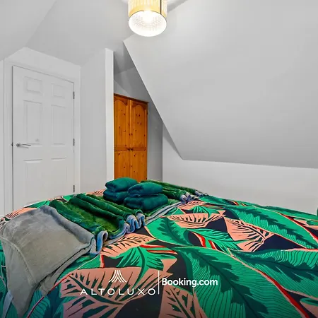 Harbour Luxury 3br House By Altoluxo Short Lets Serviced With Free Wifi & Parking * Бристоль