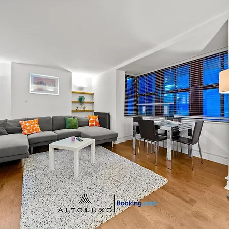 Harbour Luxury 3br House By Altoluxo Short Lets Serviced With Free Wifi & Parking