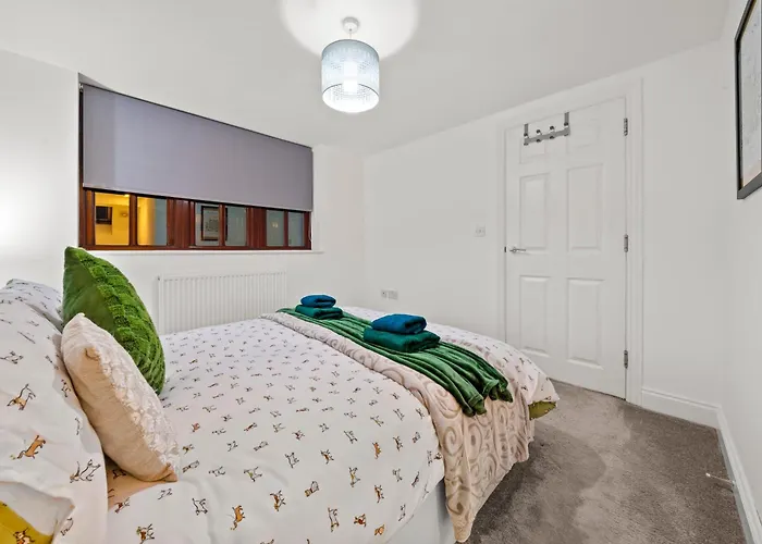 Harbour Luxury 3br House By Altoluxo Short Lets Serviced With Free Wifi & Parking *