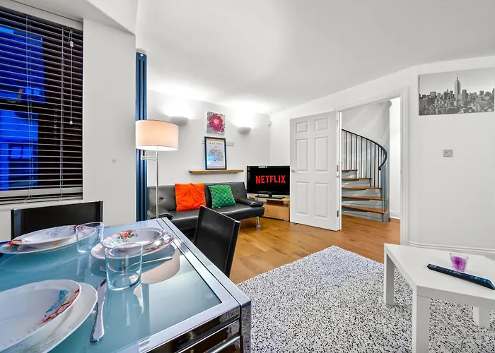 Σπίτι διακοπών Harbour Luxury 3br House By Altoluxo Short Lets Serviced With Free Wifi & Parking *