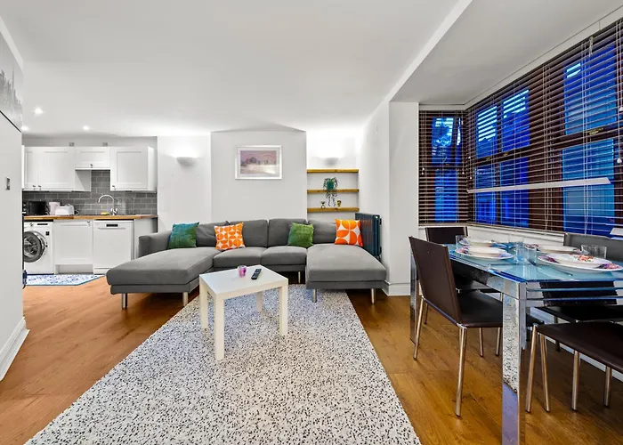 Harbour Luxury 3br House By Altoluxo Short Lets Serviced With Free Wifi & Parking Σπίτι διακοπών Μπρίστολ