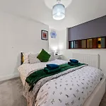 Harbour Luxury 3br House By Altoluxo Short Lets Serviced With Free Wifi & Parking Бристоль